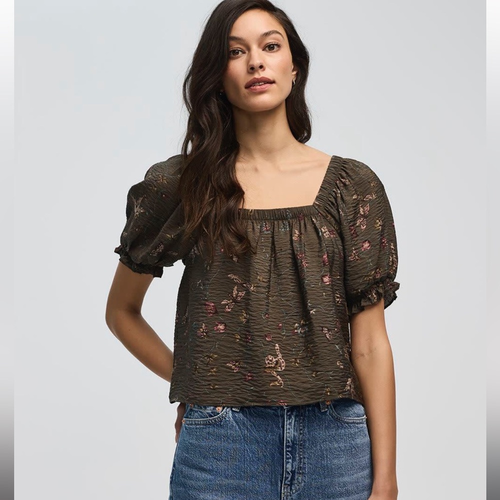 REITMANS - NWT - Brown Floral Puff Sleeve Top Blouse